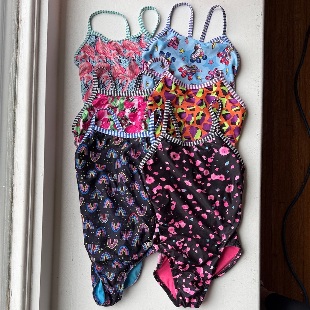 Dolfin Uglies One-Piece Practice Swimsuits - Lot of 6 - Size 26